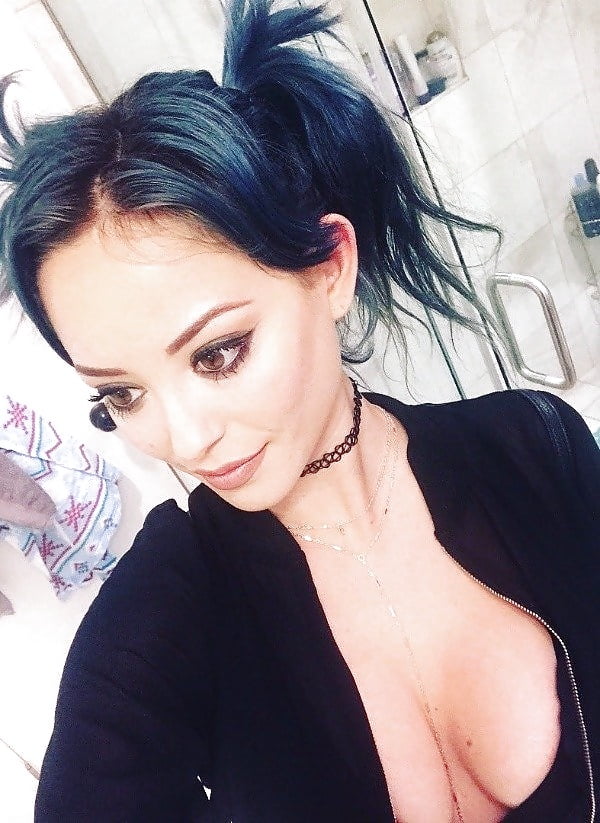 Exotic Dream aus Emden, 37 Jahre alt