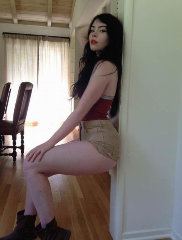 Long Black Hair aus Braunschweig, 34 Jahre alt